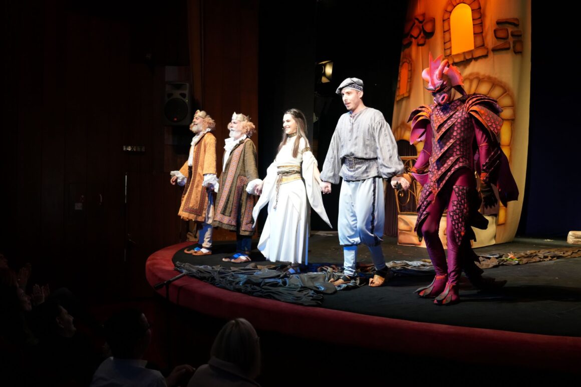 Премијера представе „Мала љубавна бајка“!