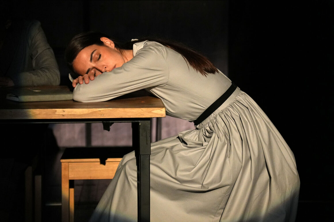 Dnevnik Ane Frank, PL Pinokio 2 The Diary оf Anne Frank Puppet Theatre Pinocchio Belgrade, Serbia