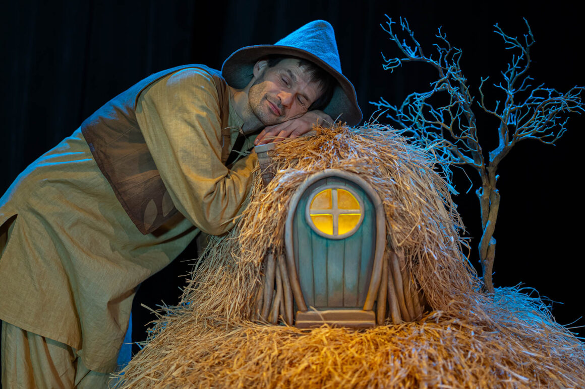 The Goat аnd the Hedgehog  Kosice Region Puppet Theatre Kosice, Slovakia